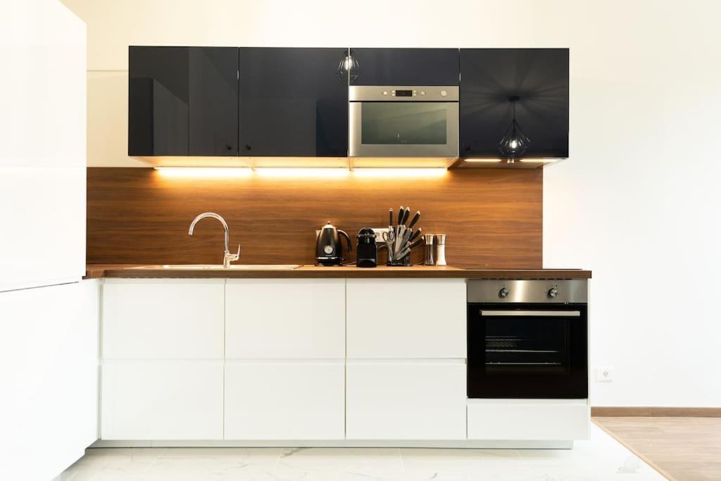 سيري Elegant Apartment #6 المظهر الخارجي الصورة